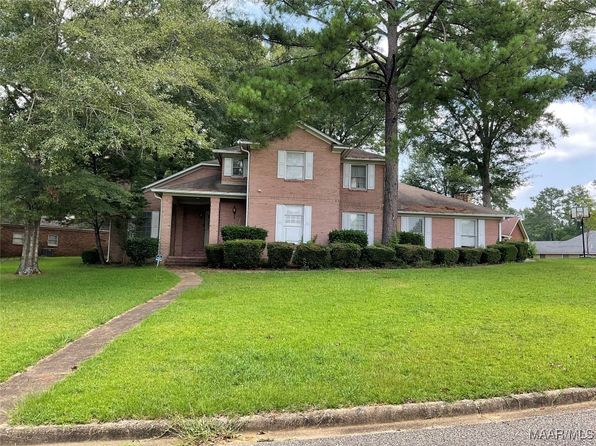274 E Castlewood Dr, Selma, AL 36701