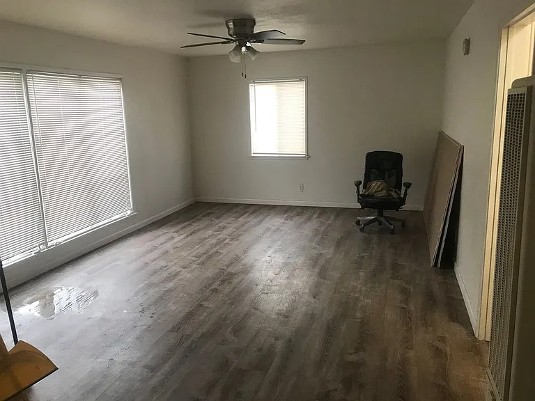 3477 Carmona Ave — Photo 15