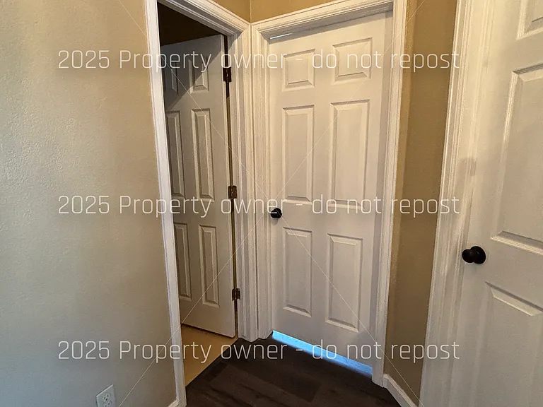2010 S Xenia Way — Photo 34