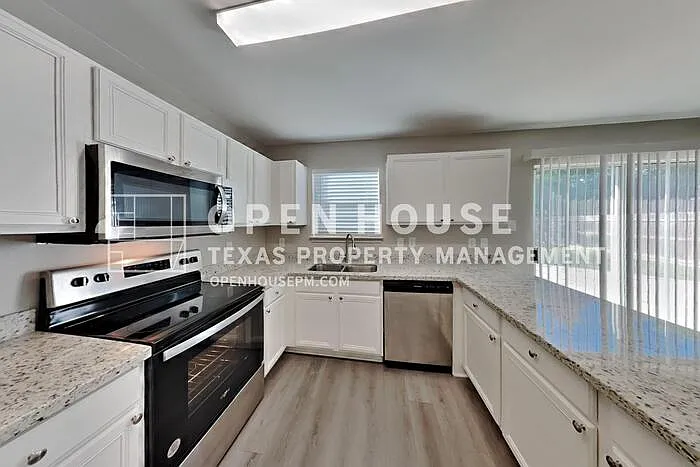 227 Eagle Pass Dr — Photo 5