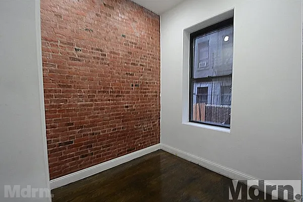 Rented by Mdrn Residential | media 6