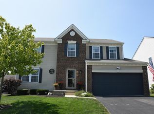 1061 Hartford Ln, London, OH 43140