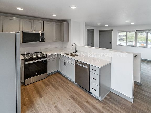 3rd image of 3519 E 17th Ave