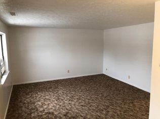1847 Brewster Creek Dr, Akron, OH 44306
