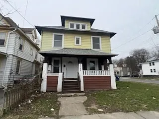 2702 Midland Ave Photo 1