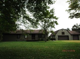 141 Sieber Dr, Clinton, PA 15026