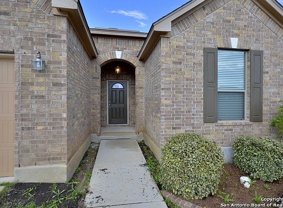 3rd image of 10906 Almond Crest Dr