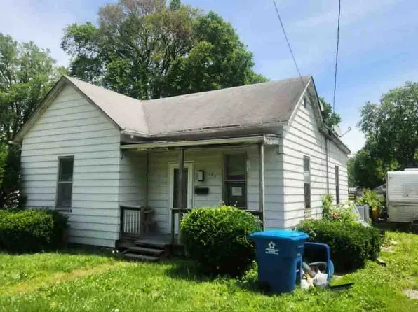 209 Staunton Rd, Troy, IL 62294