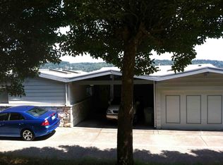 11530 Riviera Pl NE, Seattle, WA 98125