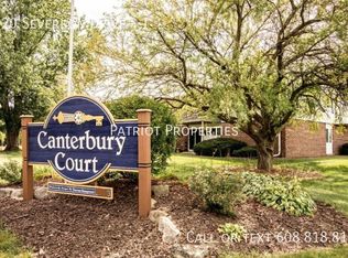 1220 Severson Dr #1, Sun Prairie, WI 53590