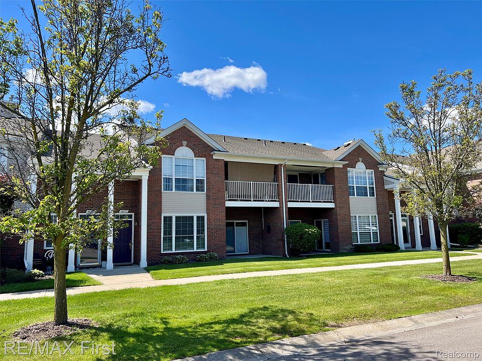 1st image of 46117 Rhodes Dr #298