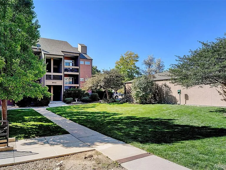 8910 Fox Dr #14 — Photo 29