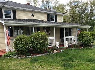 2 King Ave, Blackstone, MA 01504