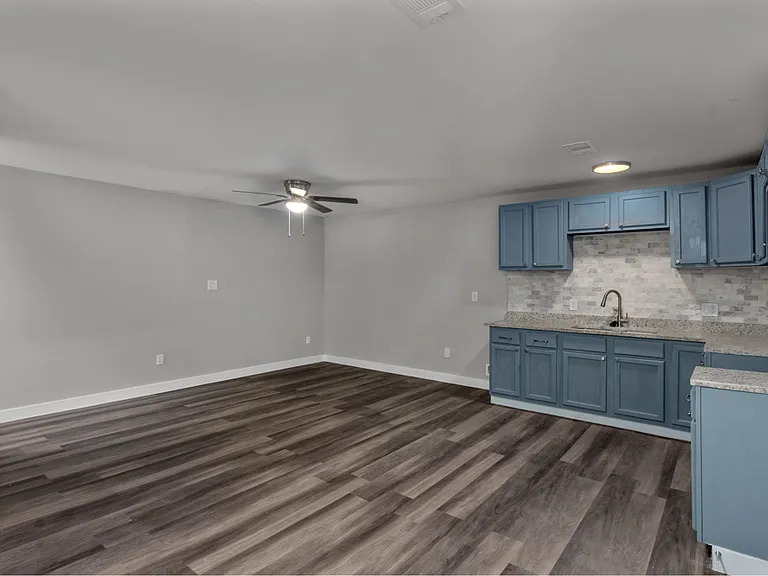 2010 E Alcy Rd #2400-202 — Photo 8