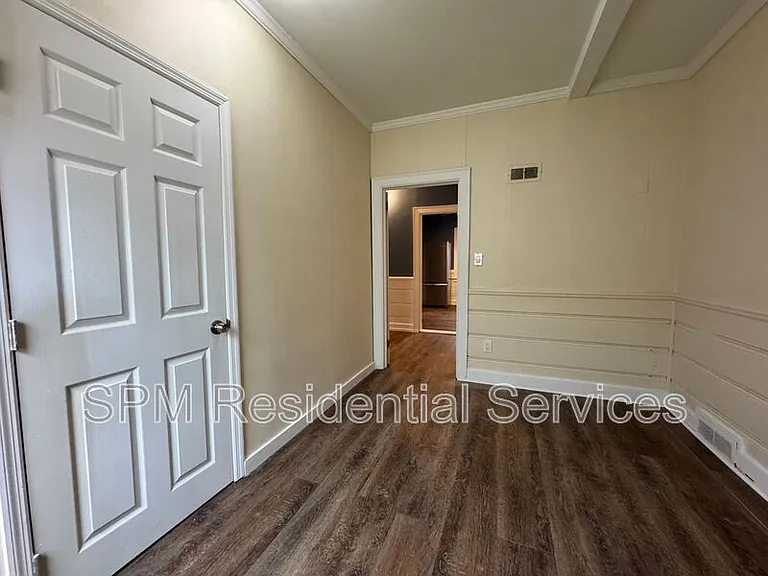 304 N 11th St #C — Photo 6