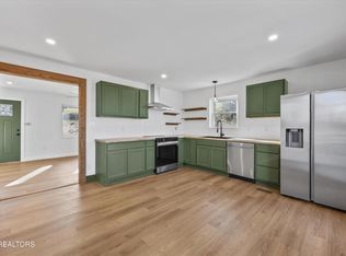 2737 Washington Pike, Knoxville, TN 37917