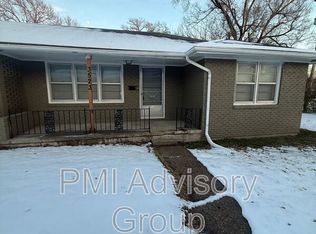 3523 SW 9th St, Topeka, KS 66606