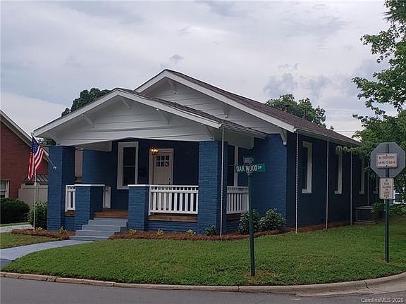 3rd image of 116 N Oakwood Dr
