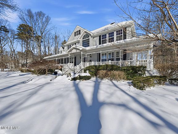 4th image of 17 Amanda Lane