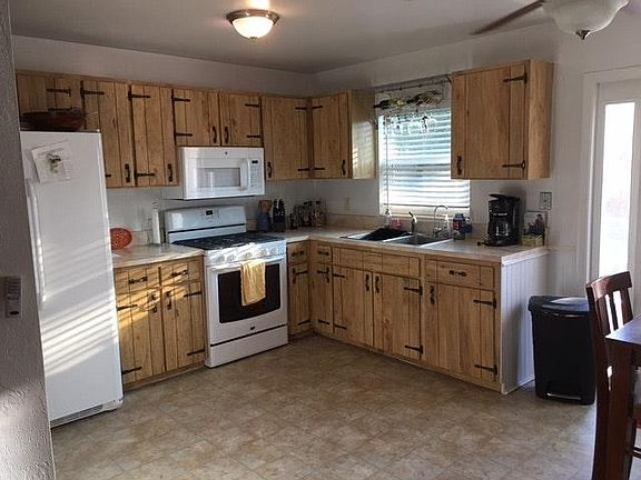 3rd image of 1817 Palmer Dr