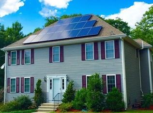 95 Webster St, Douglas, MA 01516