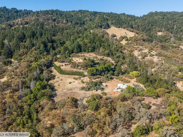 6650 Robinson Creek Road, Ukiah, CA 95482