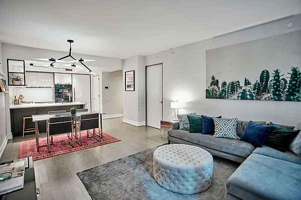 Rented by Dynamik Realty | media 17