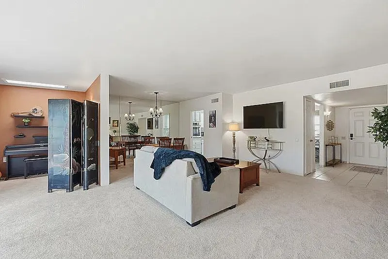 1290 W Camino Velazquez — Photo 2