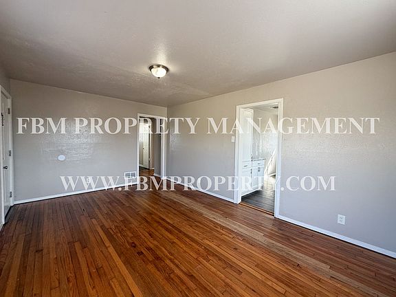 3rd image of 410 N Flat St