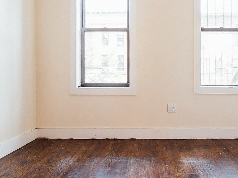 435 Bleecker St #2R — Photo 10