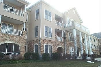 2nd image of 506 Cleveland Ln