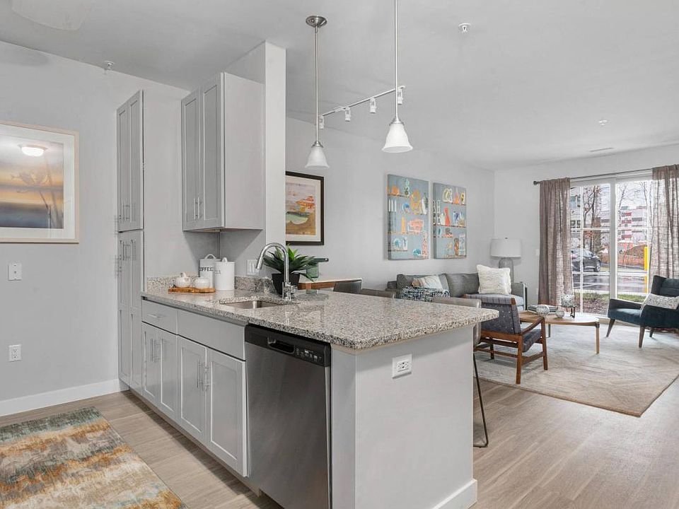 Traders Row 45 Traders Way Salem MA Zillow