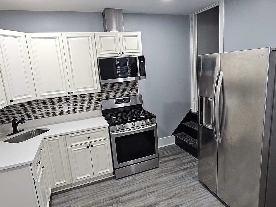 1st image of 244 W Douglass St