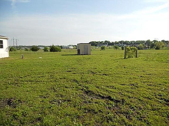 4th image of 18090 Reena Dr