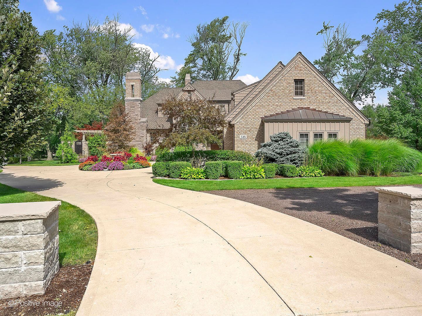 516 Ridgemoor Dr, Willowbrook, IL 60527 Zillow