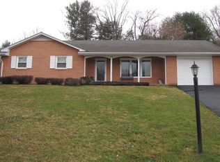 1209 Culbert Dr, Marion, VA 24354