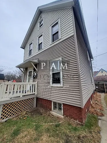 2935 N Booth St Photo 1