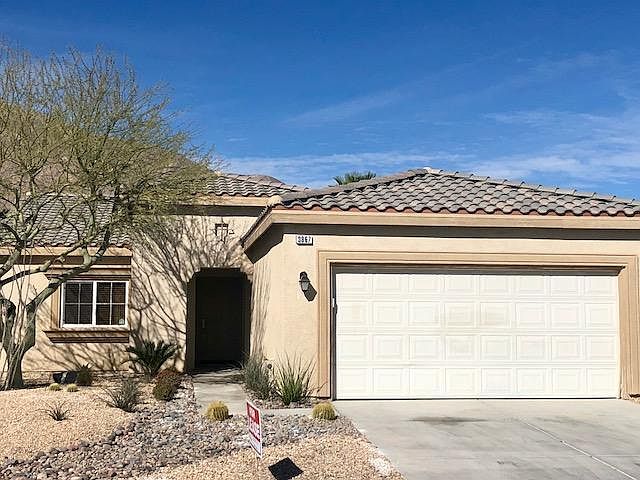 1st image of 3867 Vista Dunes