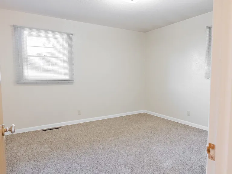 822 Orion Dr — Photo 33
