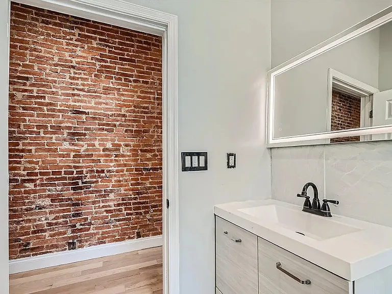 1614 E Lanvale St #2 — Photo 12