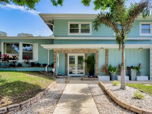 14503 Maplewood Dr, Largo, FL 33774