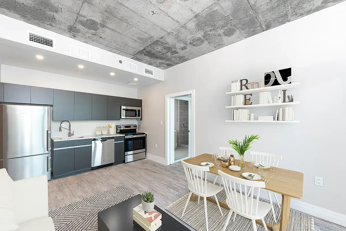 Building Photo - 1044 Bedford Ave #2A