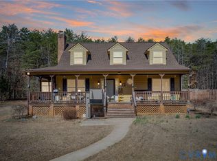 5612 Whitesell Rd, Louisa, VA 23093