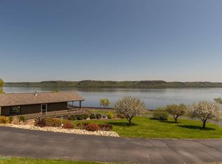 32428 Lakeview Dr, Lake City, MN 55041