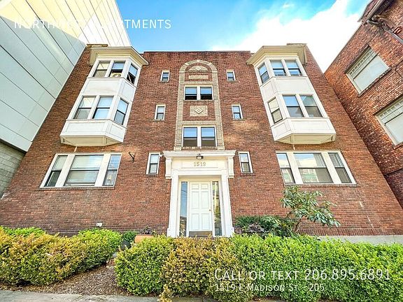 2nd image of 1519 E Madison St APT 205