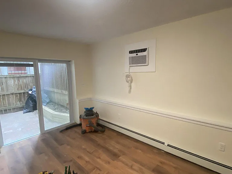 40 College Ave — Photo 12