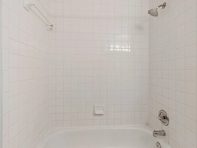 4305 Massachusetts Ave NW — Photo 20