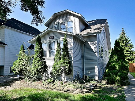 2nd image of 2726 S 60th Ct