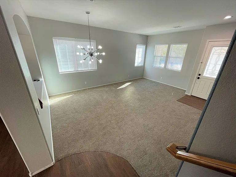 9222 Avon Park Ave — Photo 44