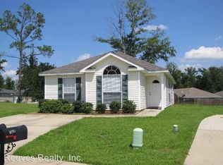 8711 Londonderry Ct, Mobile, AL 36695